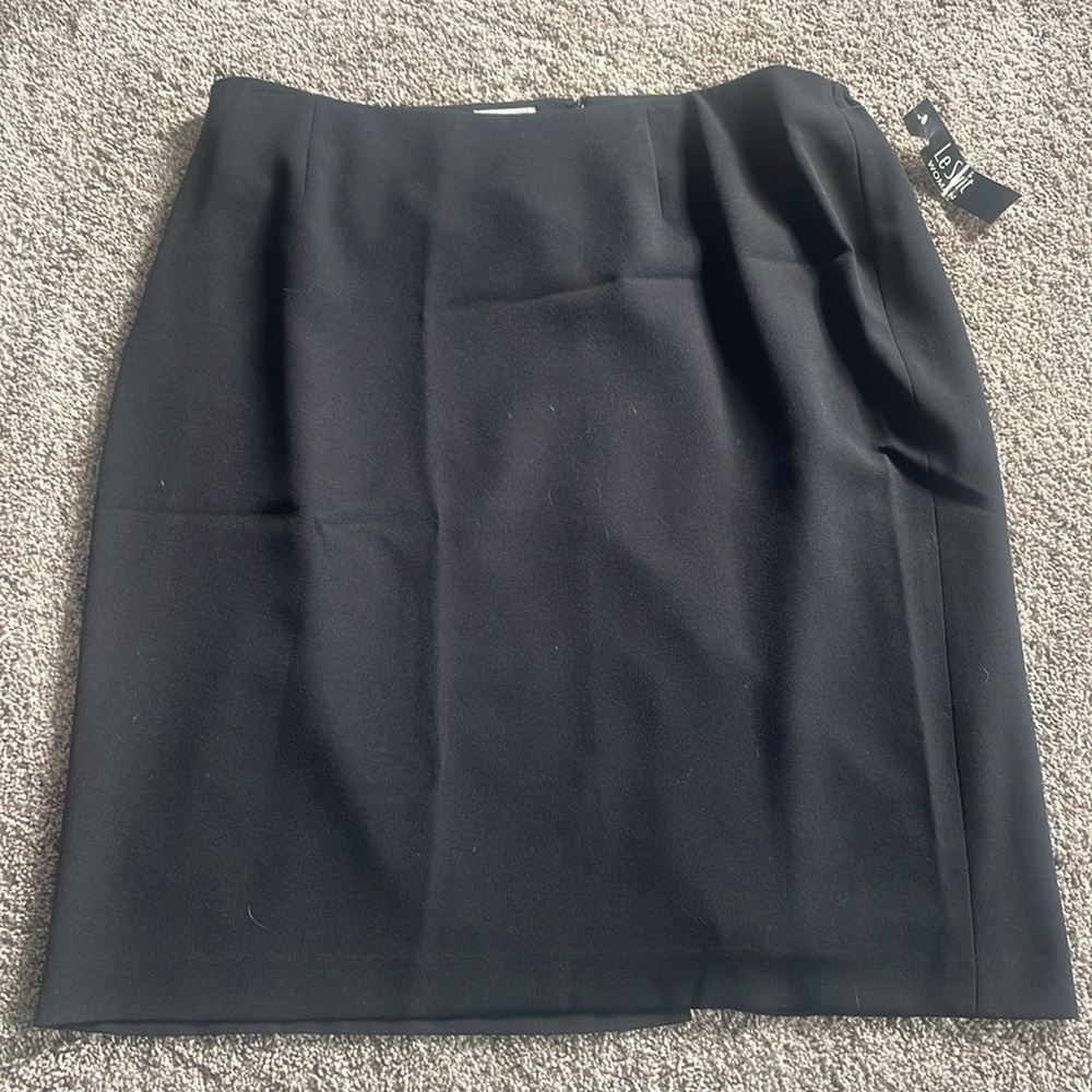 Le Suit Black Skirt